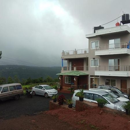 Hotel Magic Mountain,马哈巴莱斯赫瓦尔 外观 照片